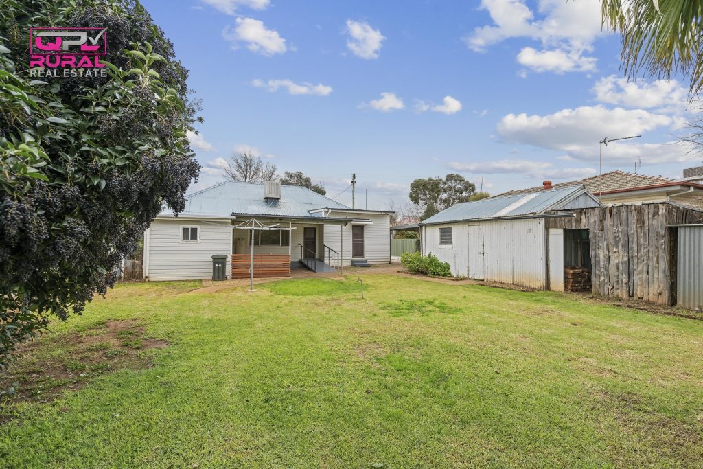 138 Kitchener Road, Temora NSW 2666 - photo 17