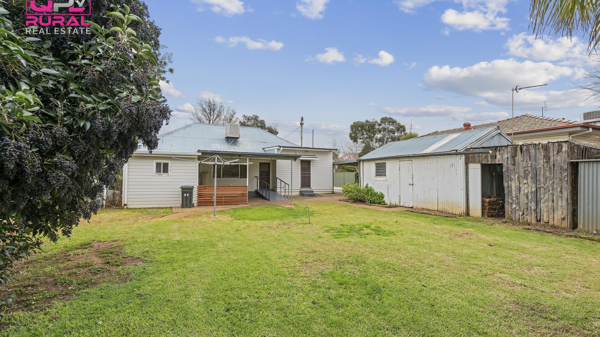 138 Kitchener Road, Temora NSW 2666 - photo 17