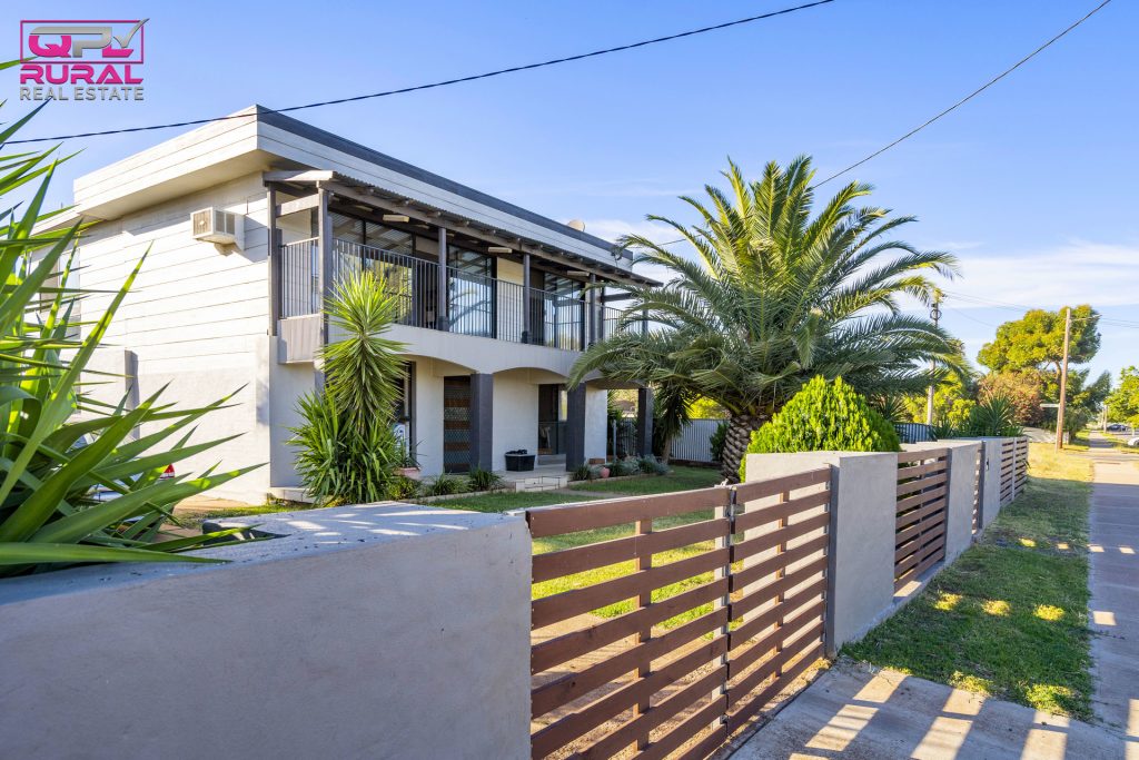 13 Junee Road, Temora NSW 2666 - McGrath Riverina