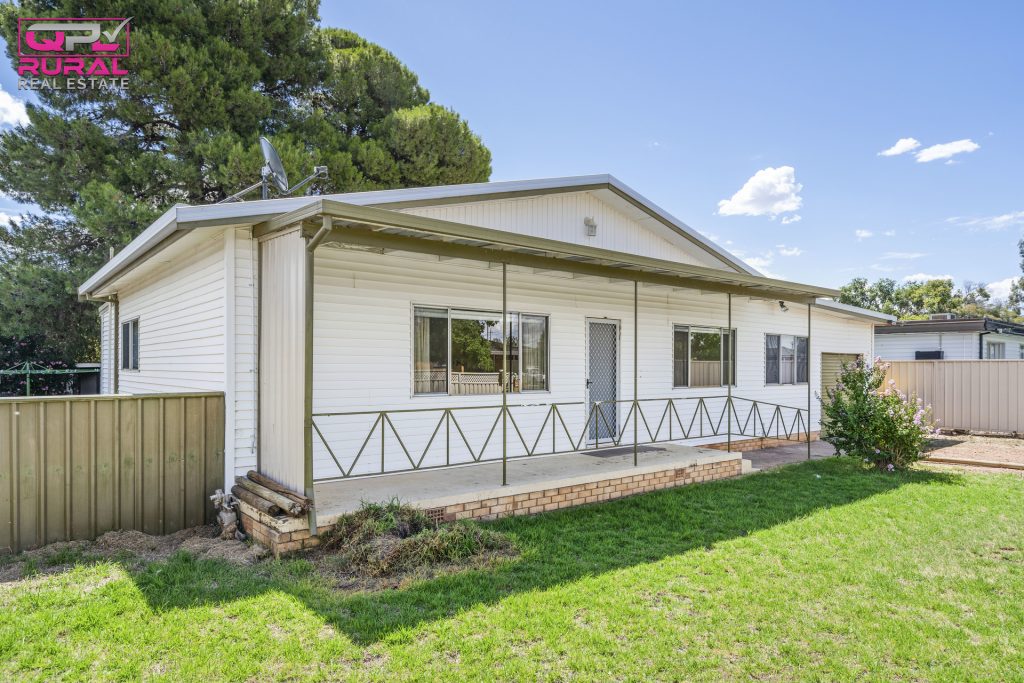 41 Gossamer Street, Leeton NSW 2705 - McGrath Riverina