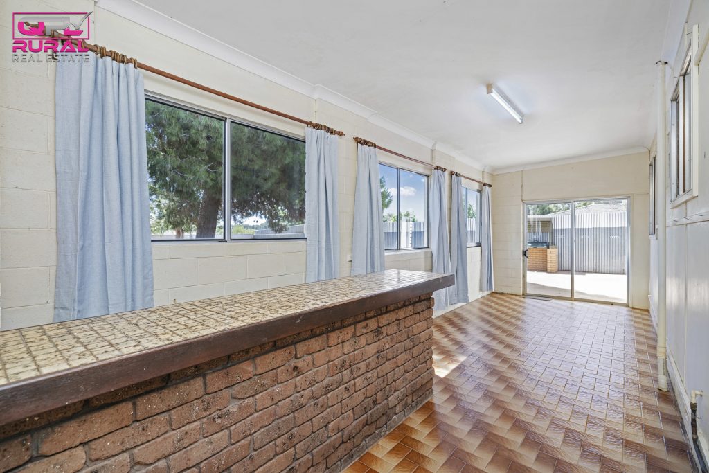 41 Gossamer Street, Leeton NSW 2705 - photo 7