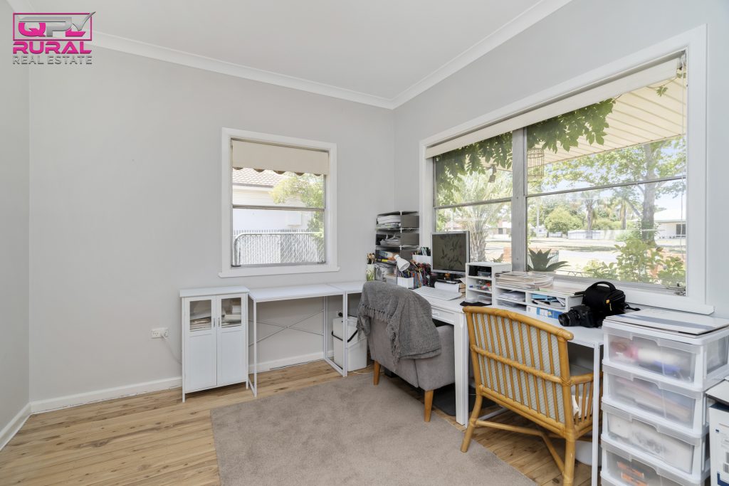11 Larmer Street, Narrandera NSW 2700 - photo 13