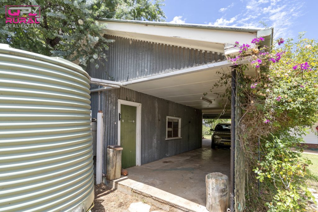 11 Larmer Street, Narrandera NSW 2700 - photo 15