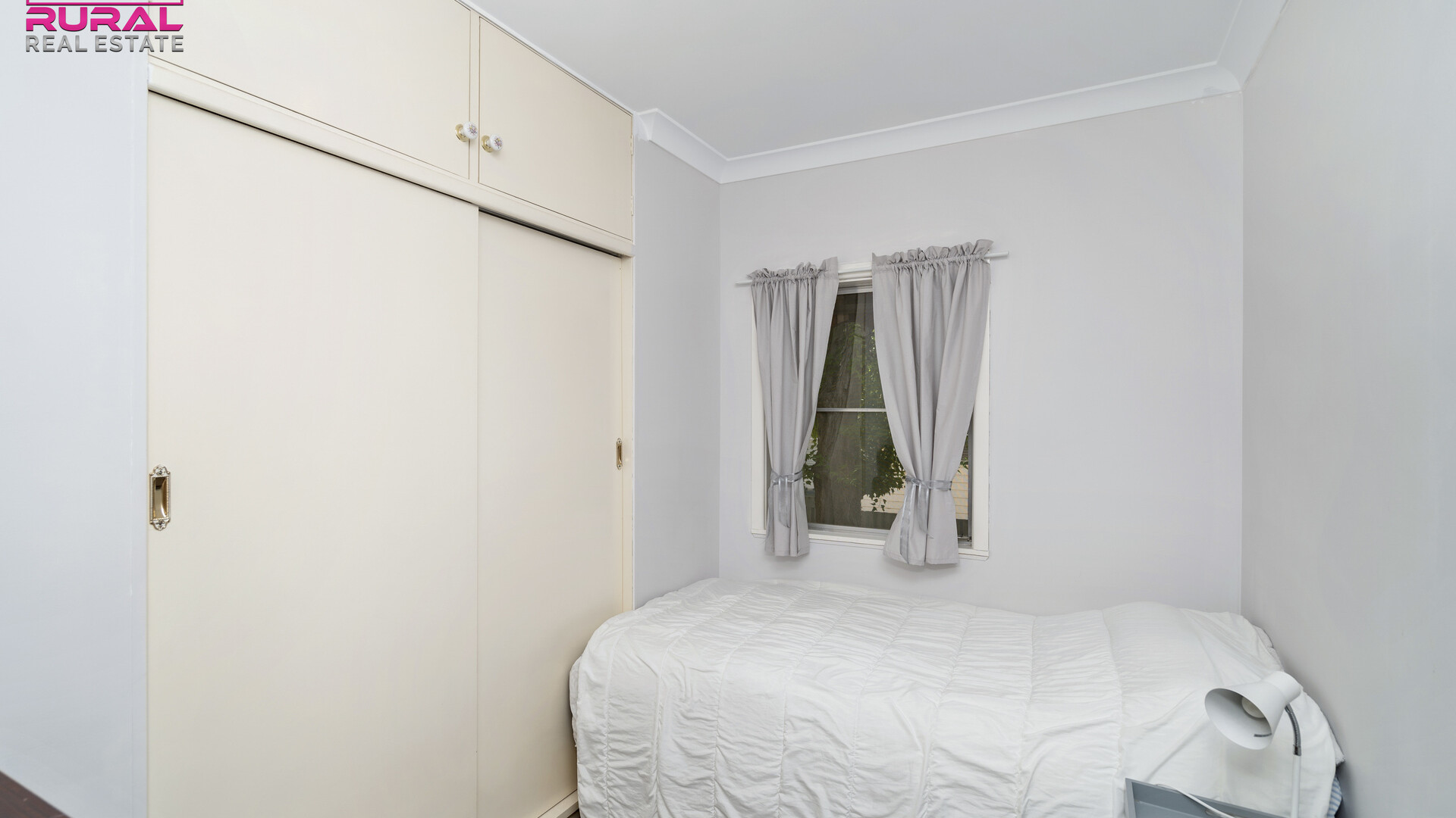 11 Larmer Street, Narrandera NSW 2700 - photo 10