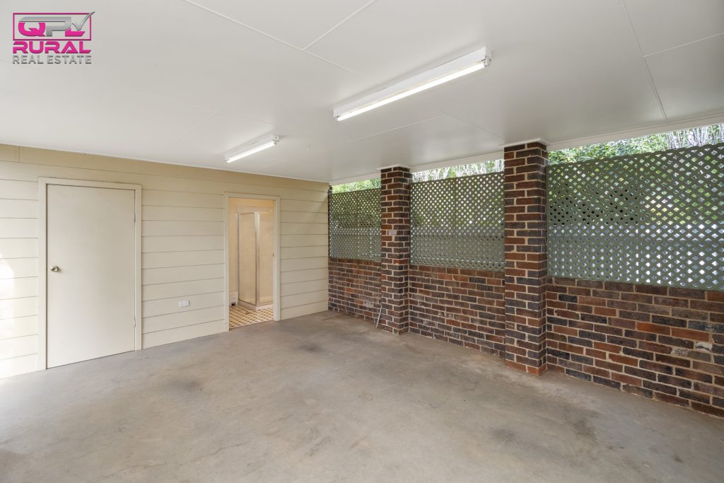 109 Victoria Street, Temora NSW 2666 - photo 20