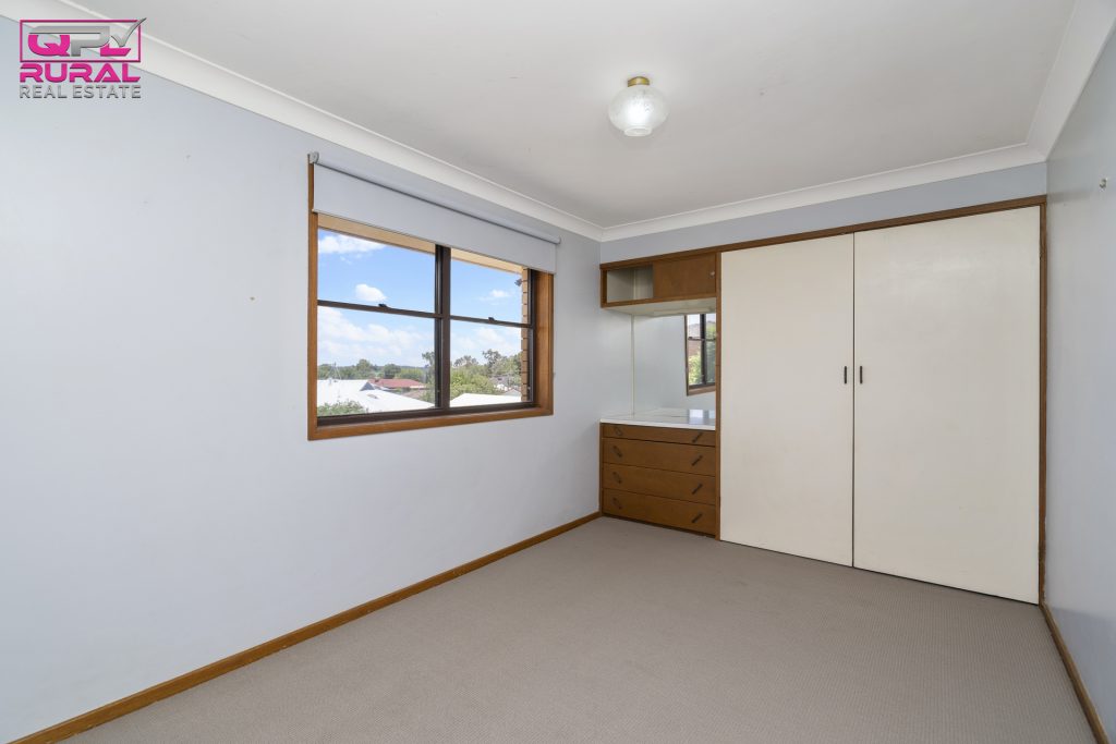 186 Loftus Street, Temora NSW 2666 - photo 11