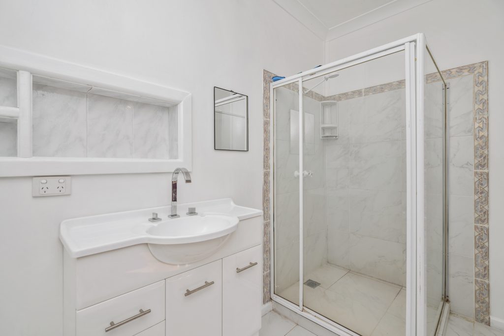 225 McNeil Road, Leeton NSW 2705 - photo 11