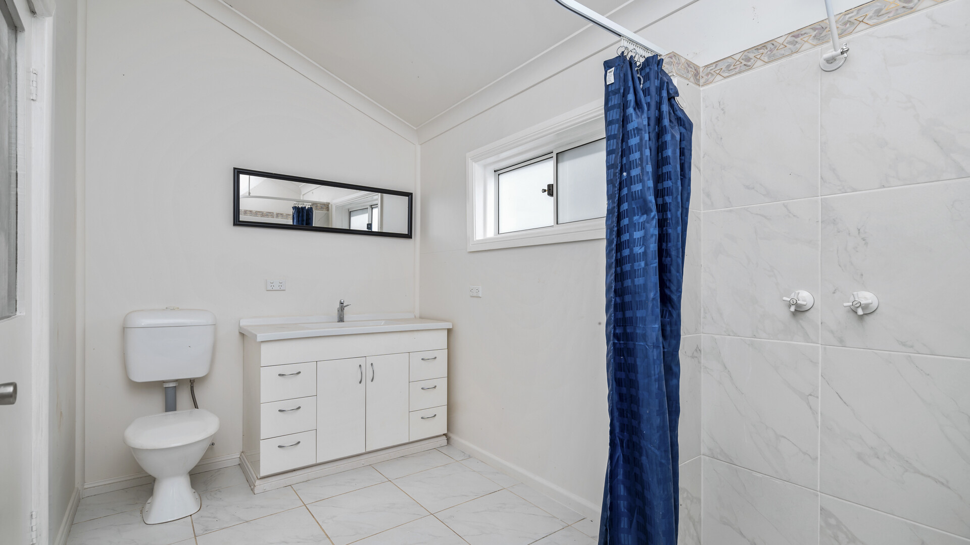 225 McNeil Road, Leeton NSW 2705 - photo 17