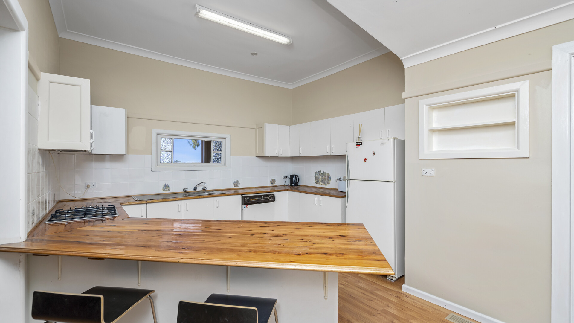 225 McNeil Road, Leeton NSW 2705 - photo 5
