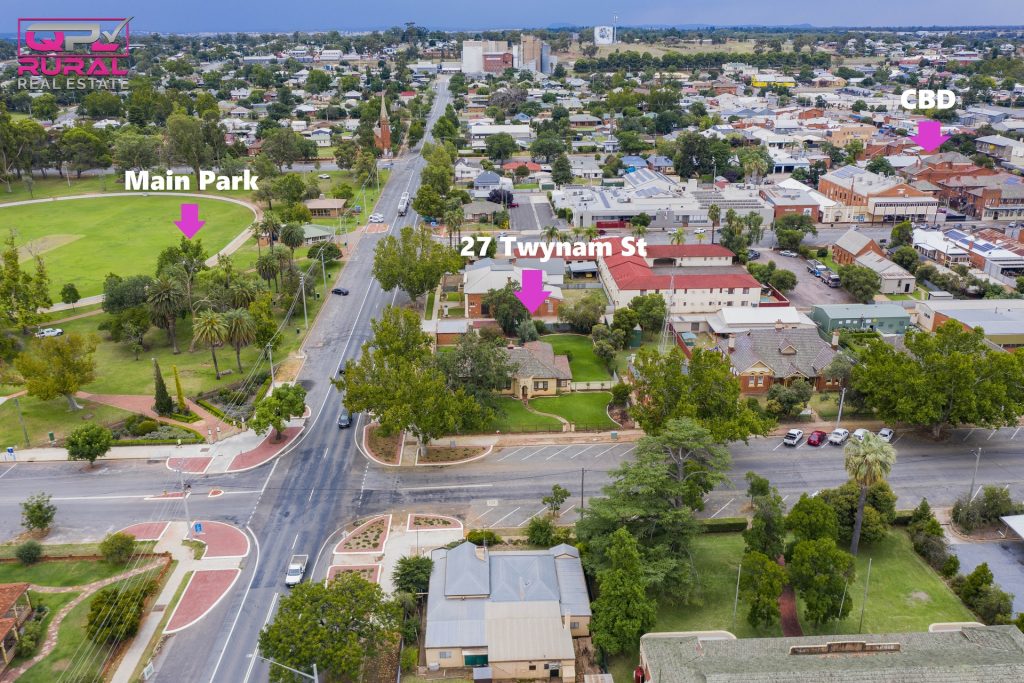 27 Twynam Street, Narrandera NSW 2700 - photo 2