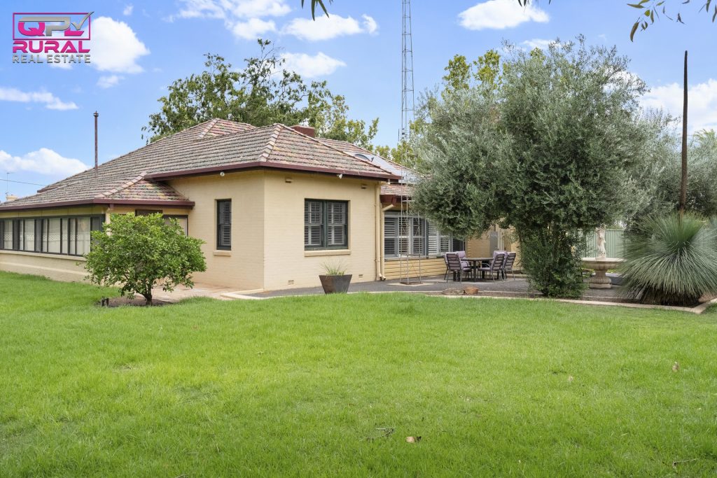 27 Twynam Street, Narrandera NSW 2700 - photo 19