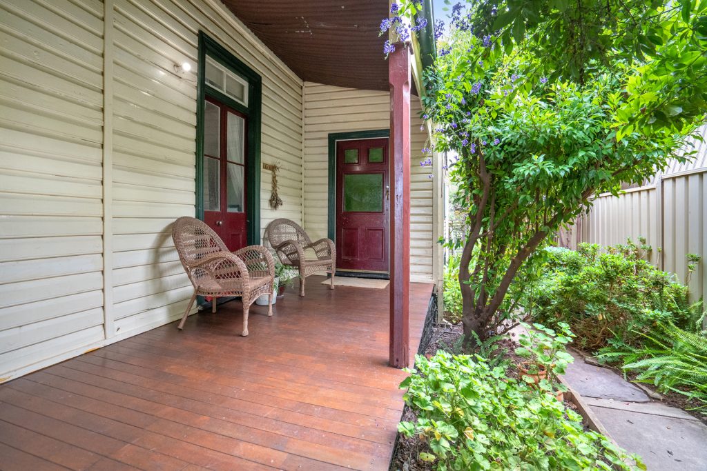 113 Larmer Street, Narrandera NSW 2700 - photo 3