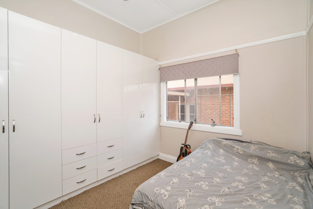 113 Larmer Street, Narrandera NSW 2700 - photo 9
