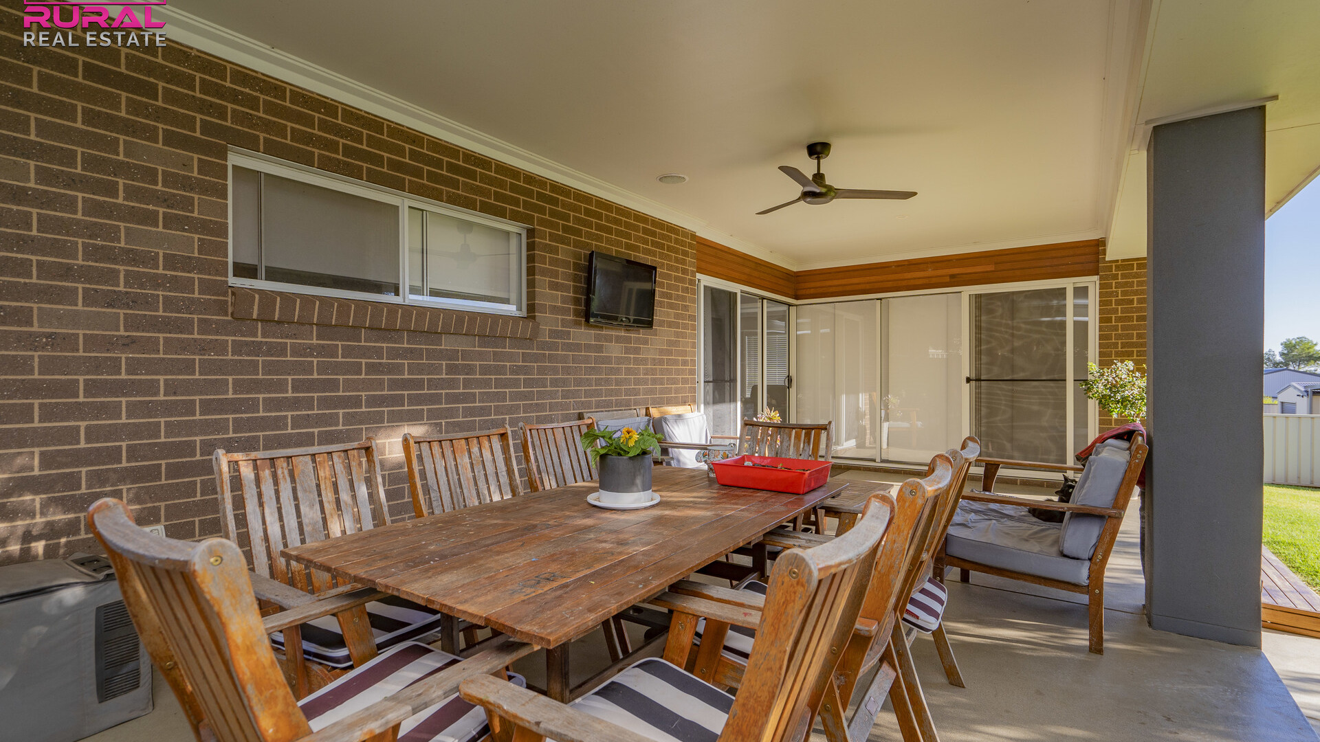 9 Joffre Street, Temora NSW 2666 - photo 24
