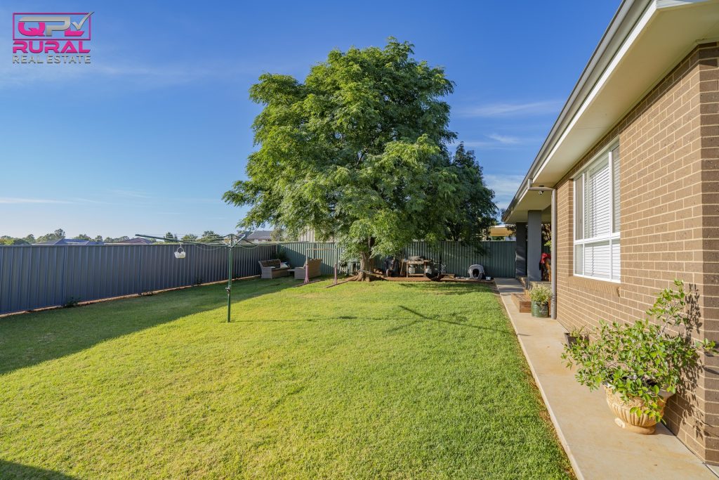 9 Joffre Street, Temora NSW 2666 - photo 30