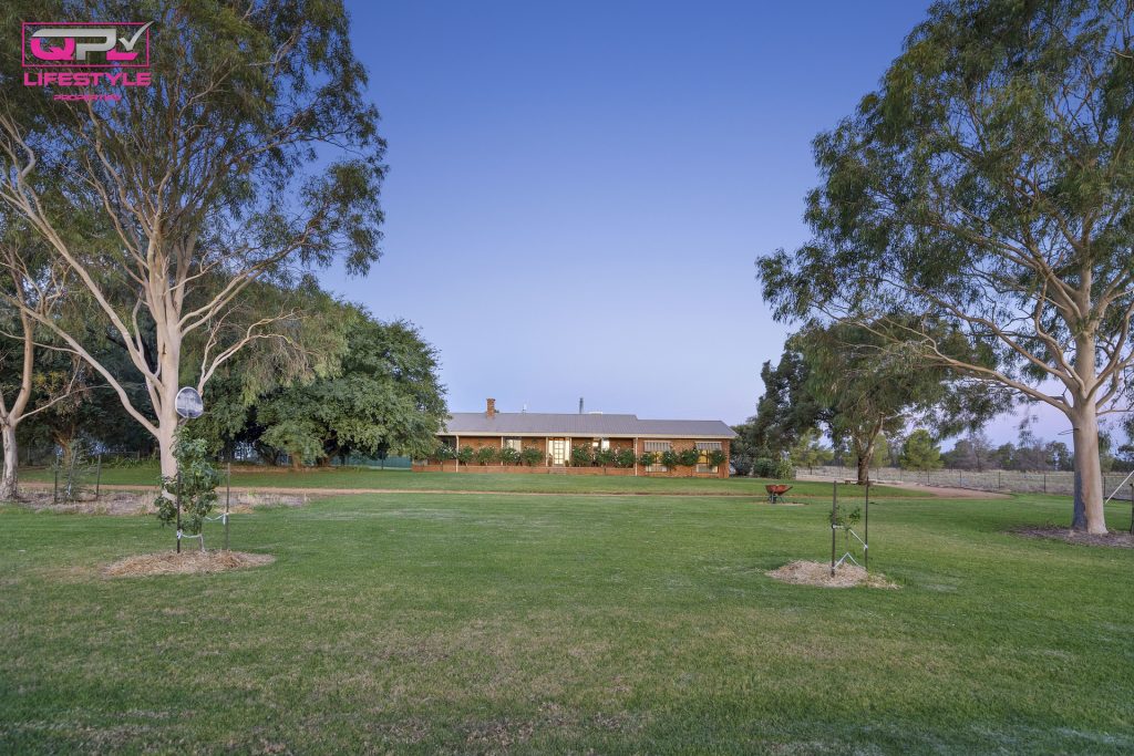 84 Tabain Road, Leeton NSW 2705 - photo 3