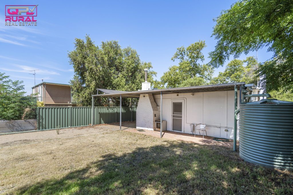 33 Arthur Street, Narrandera NSW 2700 - photo 13