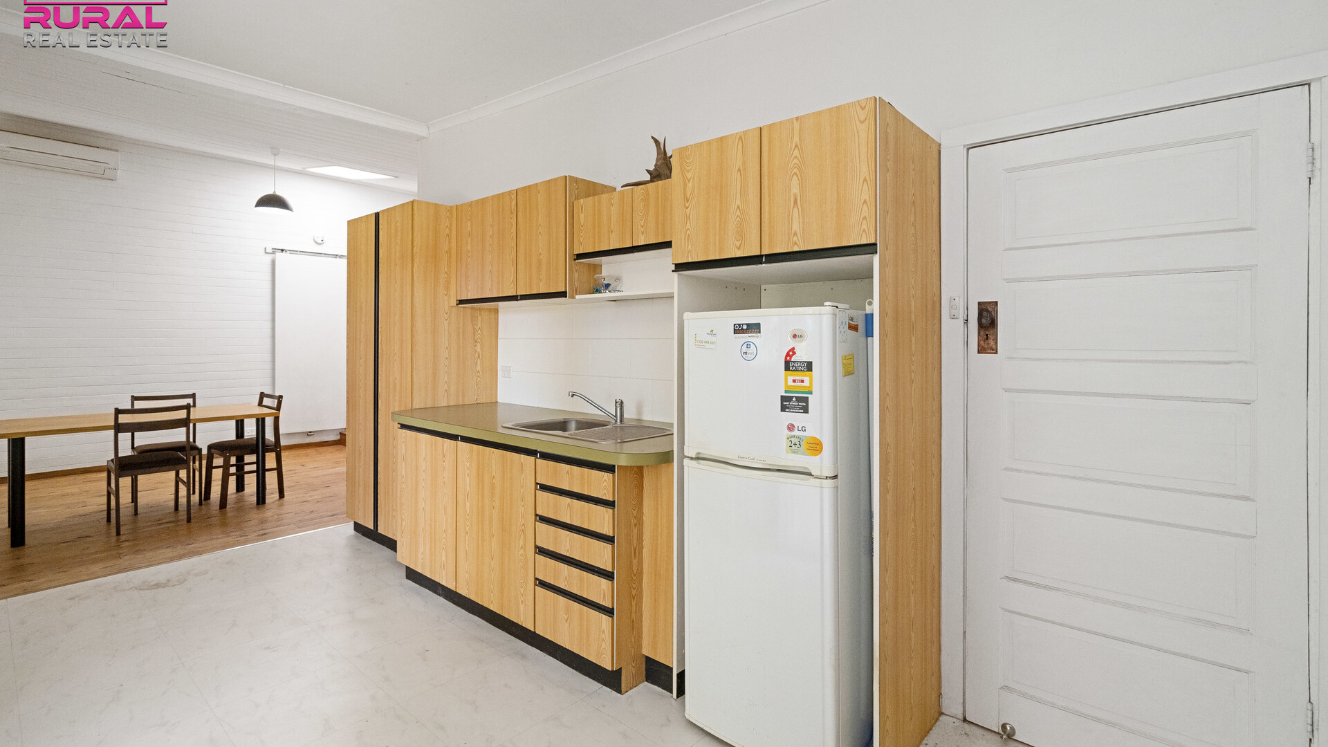 33 Arthur Street, Narrandera NSW 2700 - photo 4