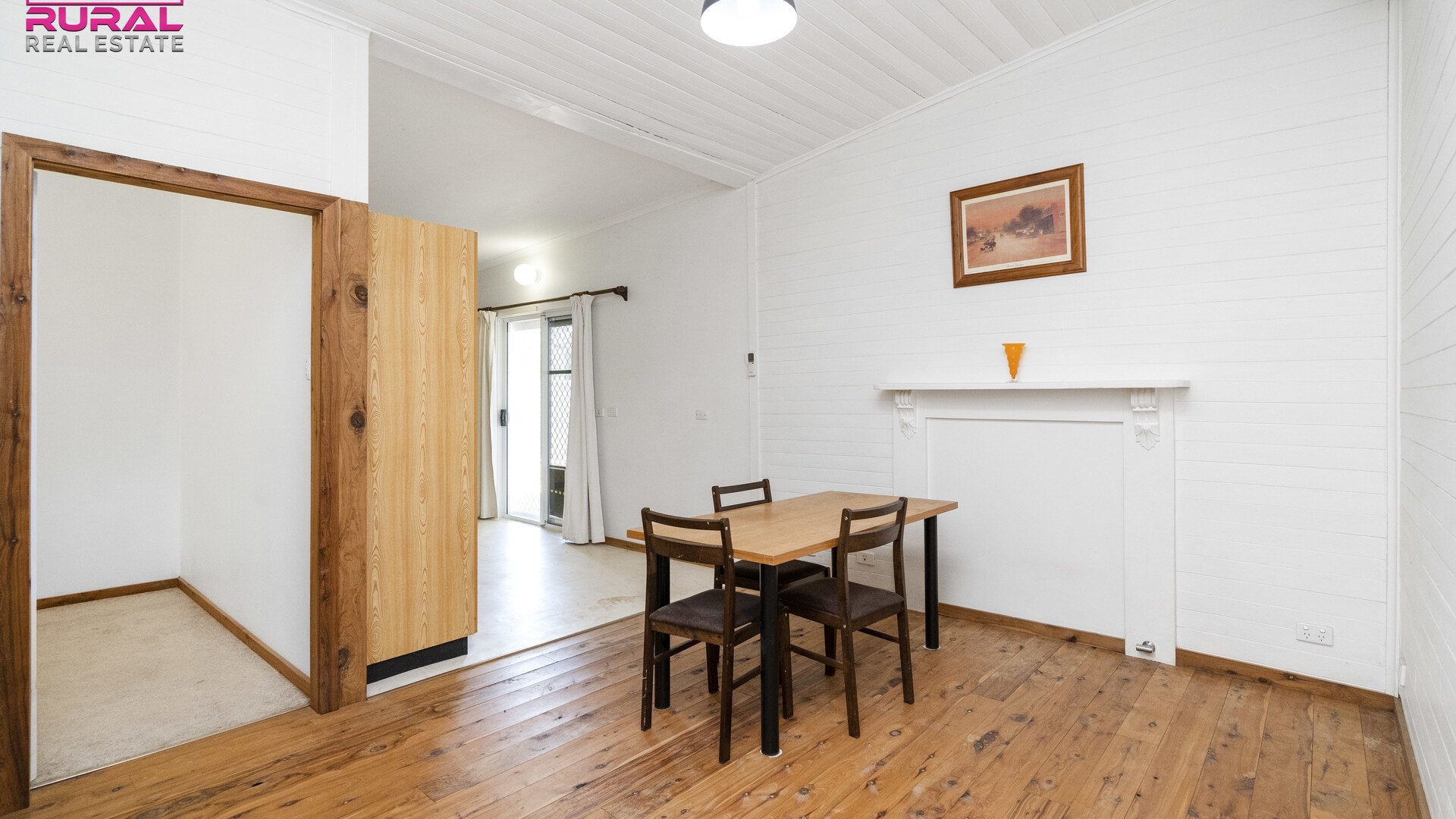 33 Arthur Street, Narrandera NSW 2700 - photo 5