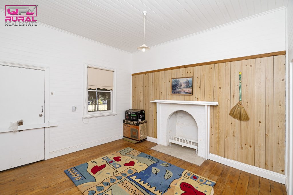 33 Arthur Street, Narrandera NSW 2700 - photo 7