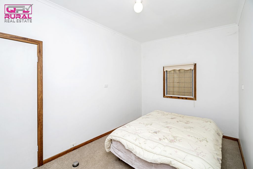 33 Arthur Street, Narrandera NSW 2700 - photo 8