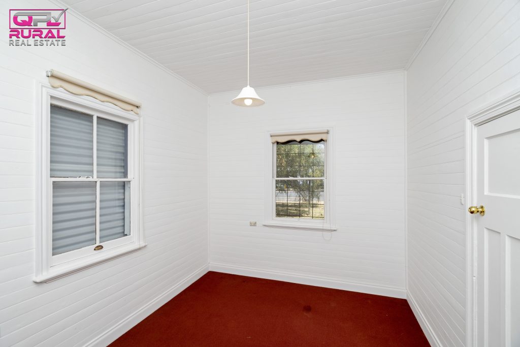 33 Arthur Street, Narrandera NSW 2700 - photo 9