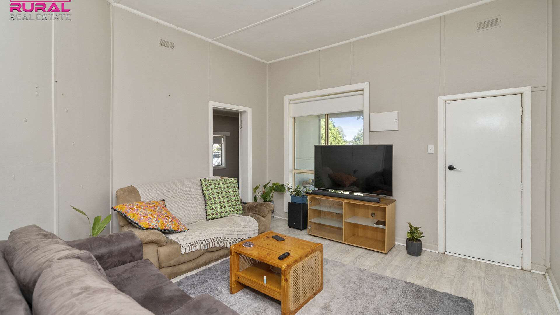 19 Chantilly Street, Narrandera NSW 2700 - photo 5