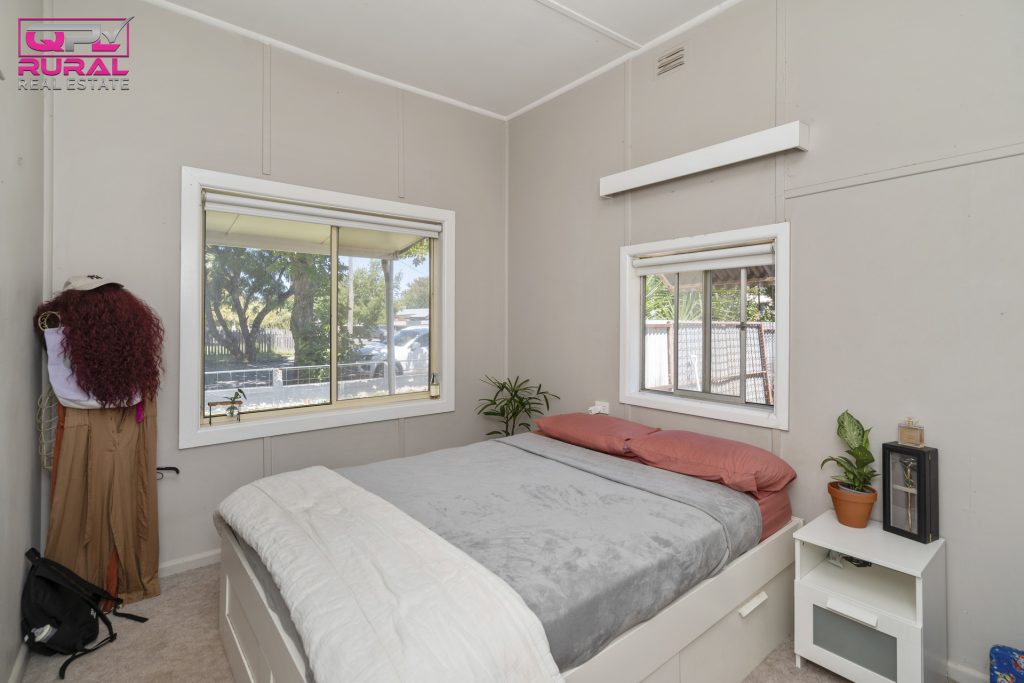 19 Chantilly Street, Narrandera NSW 2700 - photo 7