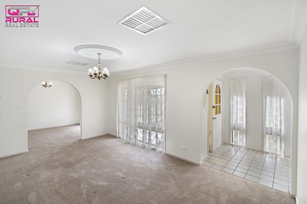 10 Japonica Place, Narrandera NSW 2700 - photo 6