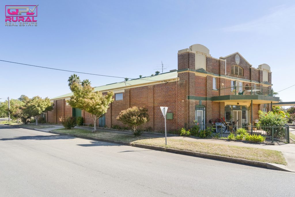 158 Green Street, Lockhart NSW 2656 - McGrath Riverina