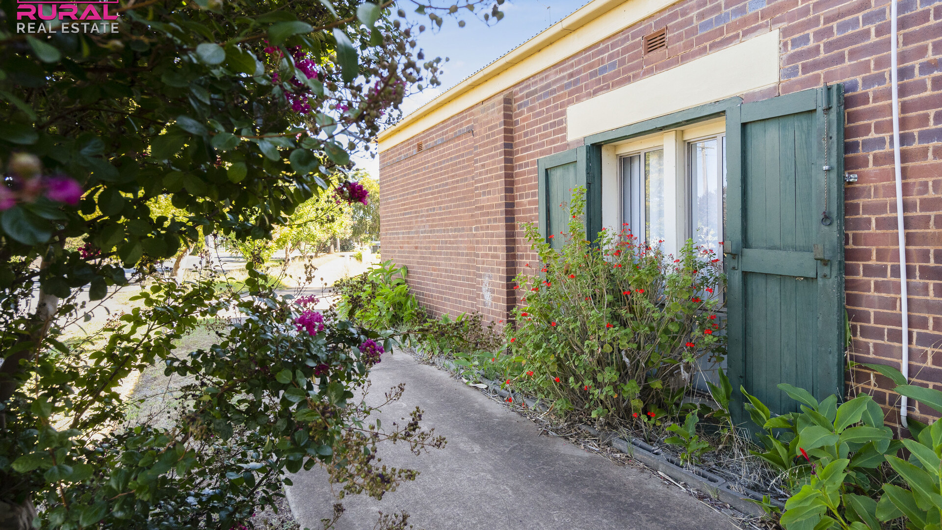158 Green Street, Lockhart NSW 2656 - photo 24