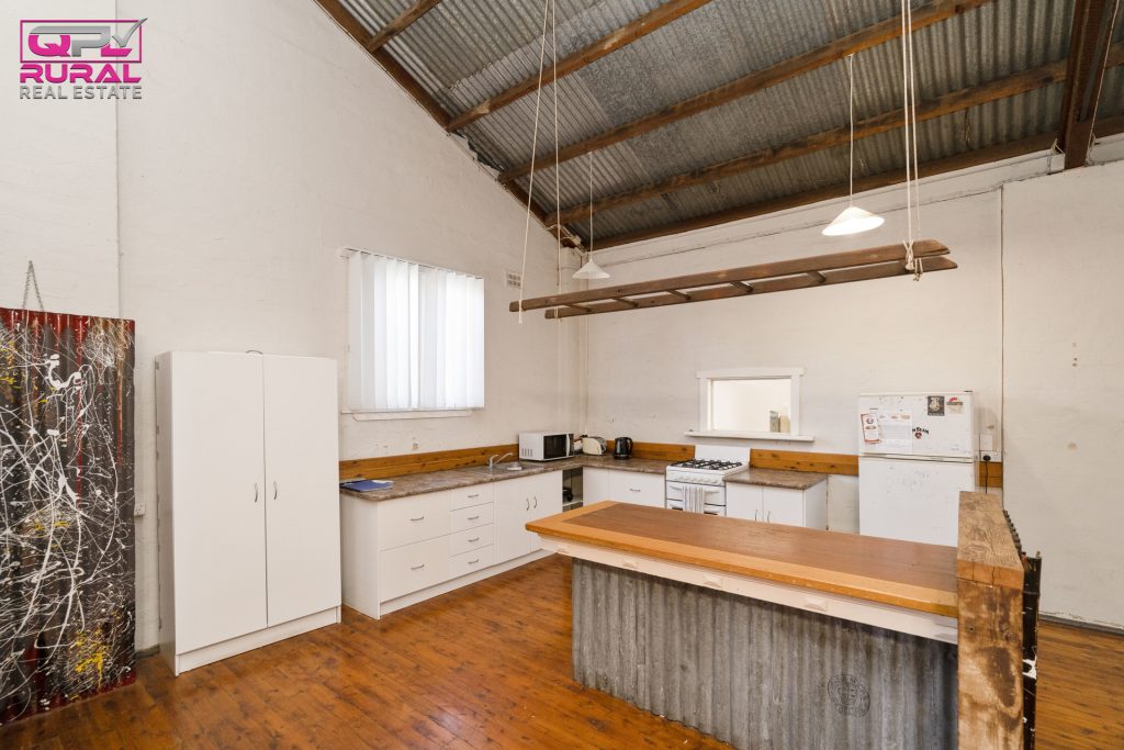 158 Green Street, Lockhart NSW 2656 - photo 26