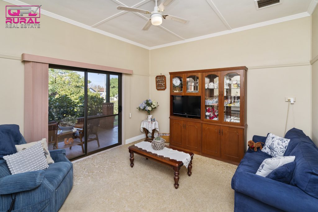 23 Elwin Street, Narrandera NSW 2700 - photo 3