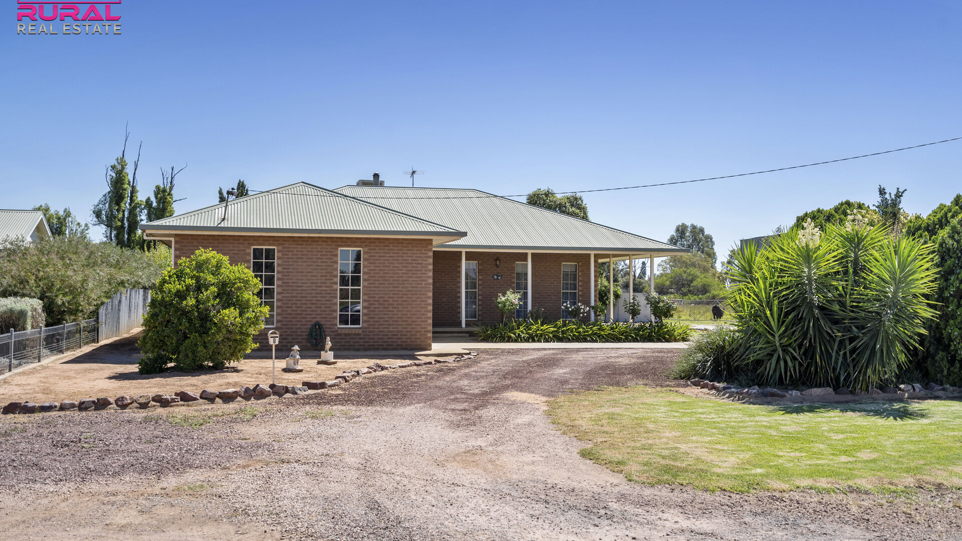 8 Argyle Street, Leeton NSW 2705 - photo 4