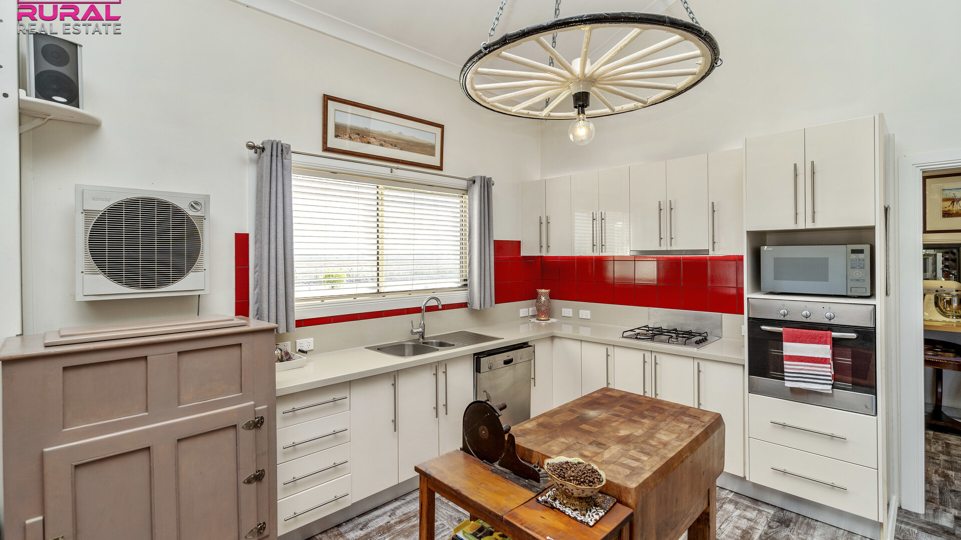 568 Hooey Road, Leeton NSW 2705 - photo 17