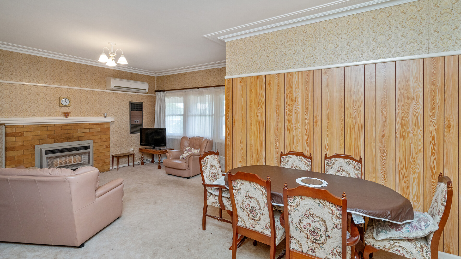 21 Dalgetty Street, Narrandera NSW 2700 - photo 5