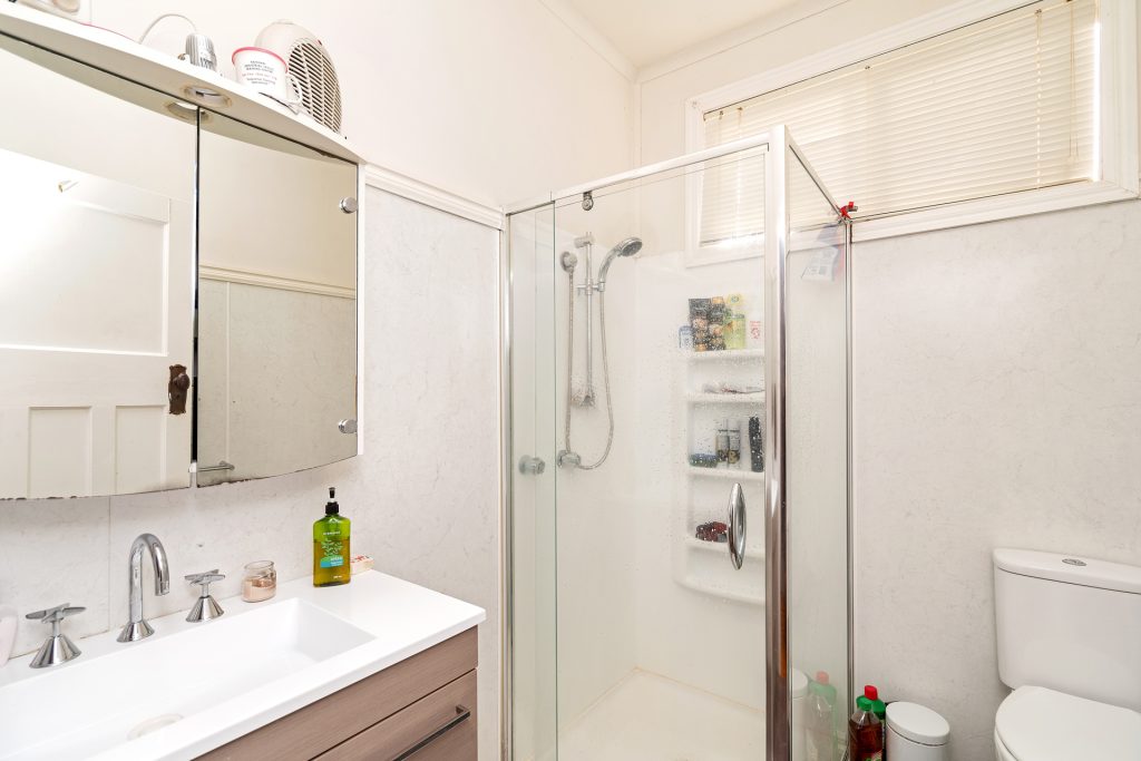 19 Victoria Avenue, Narrandera NSW 2700 - photo 10