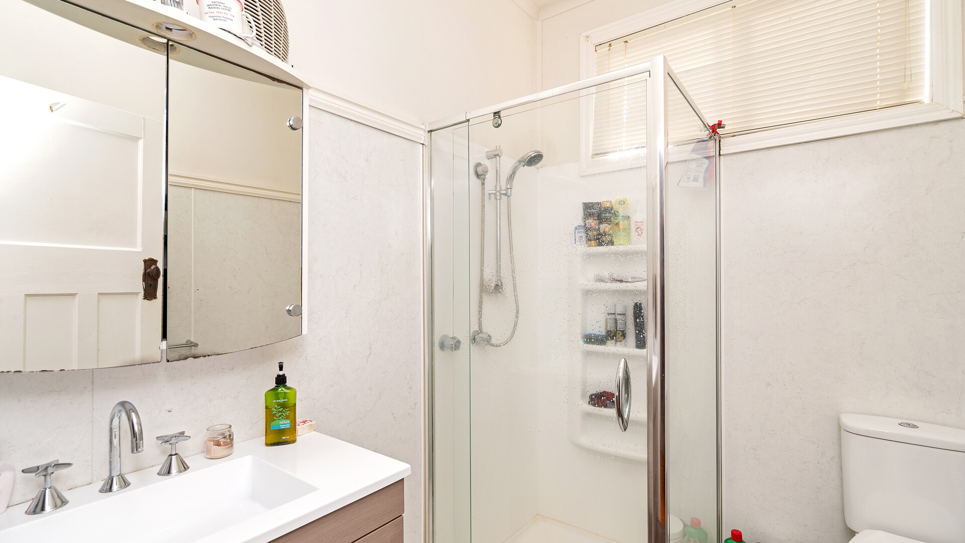 19 Victoria Avenue, Narrandera NSW 2700 - photo 10