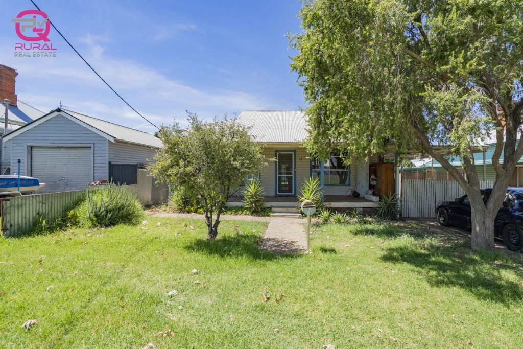 15 Arthur Street, Narrandera NSW 2700 - McGrath Riverina