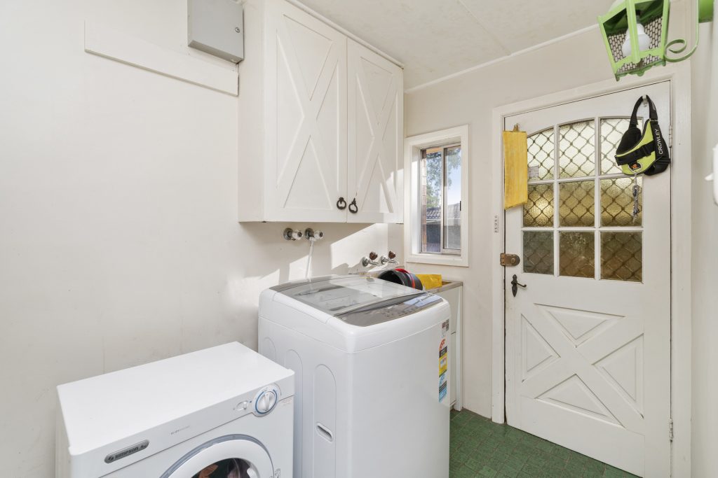 2 Shady Street, Narrandera NSW 2700 - photo 13