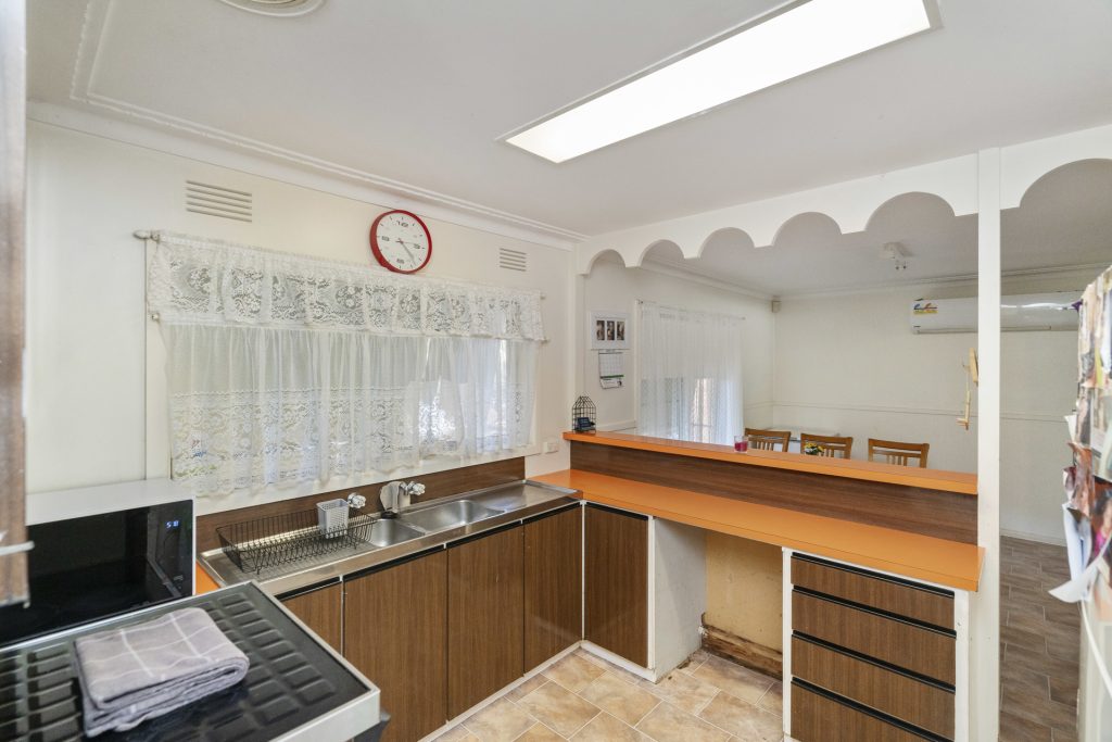 2 Shady Street, Narrandera NSW 2700 - photo 4