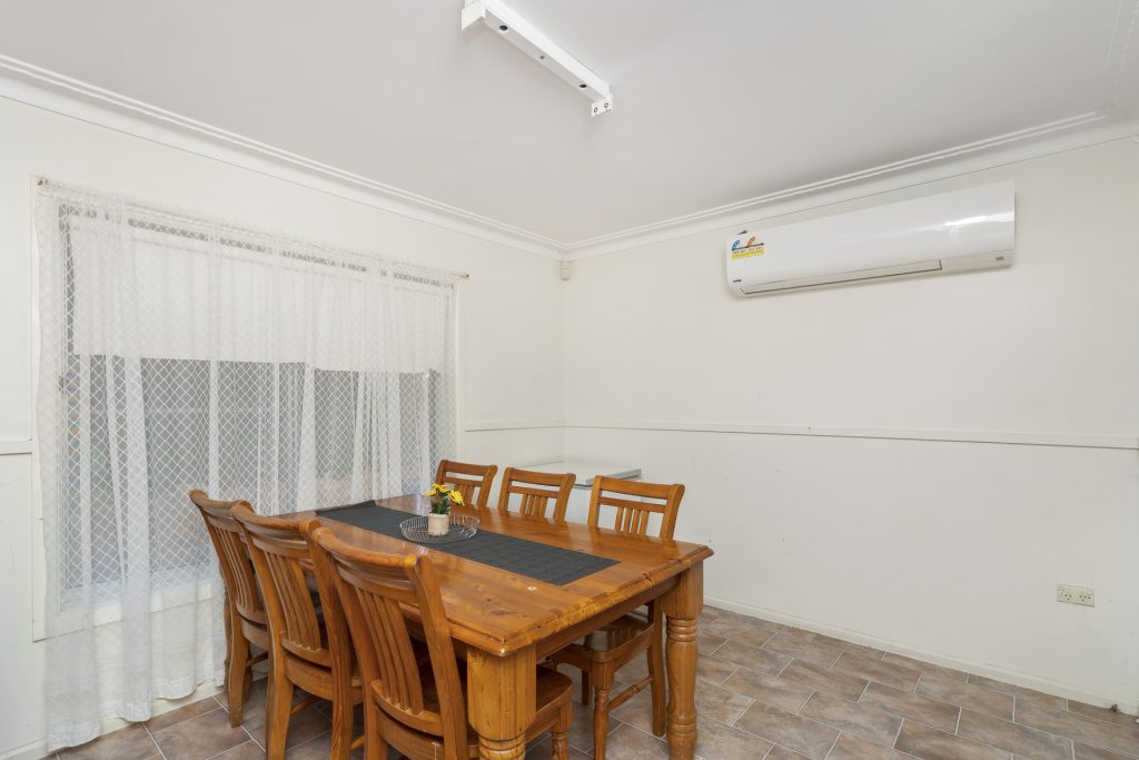2 Shady Street, Narrandera NSW 2700 - photo 6