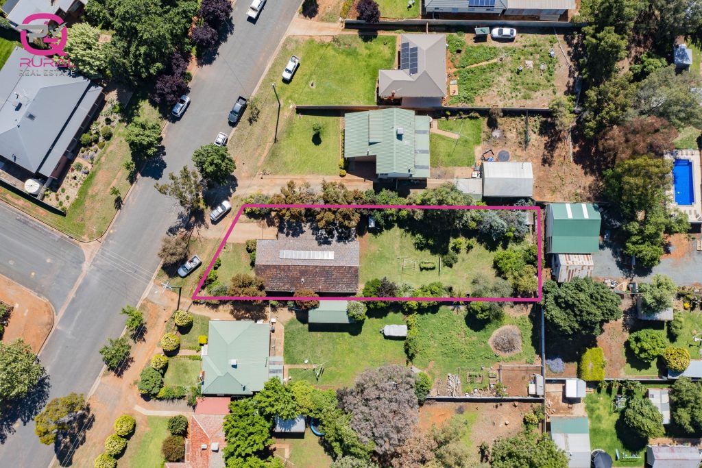 144 Kitchener Road, Temora NSW 2666 - photo 2