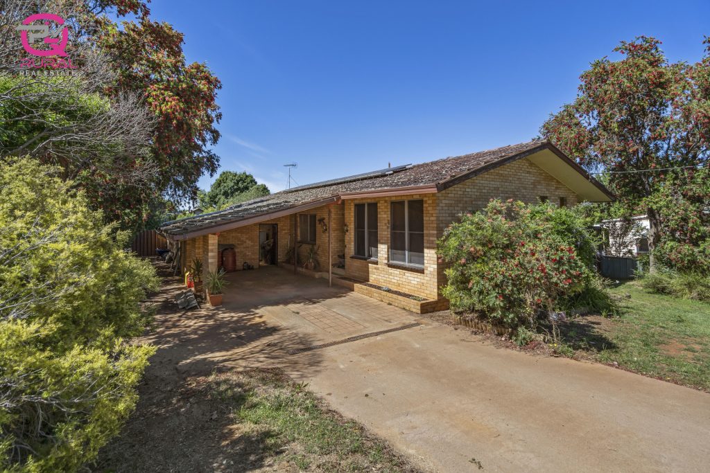 144 Kitchener Road, Temora NSW 2666 - McGrath Riverina