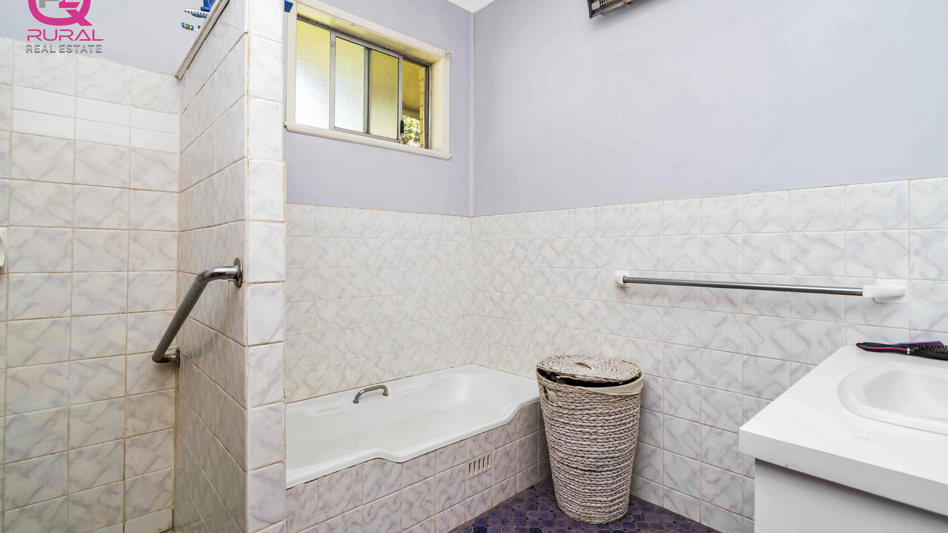 144 Kitchener Road, Temora NSW 2666 - photo 13