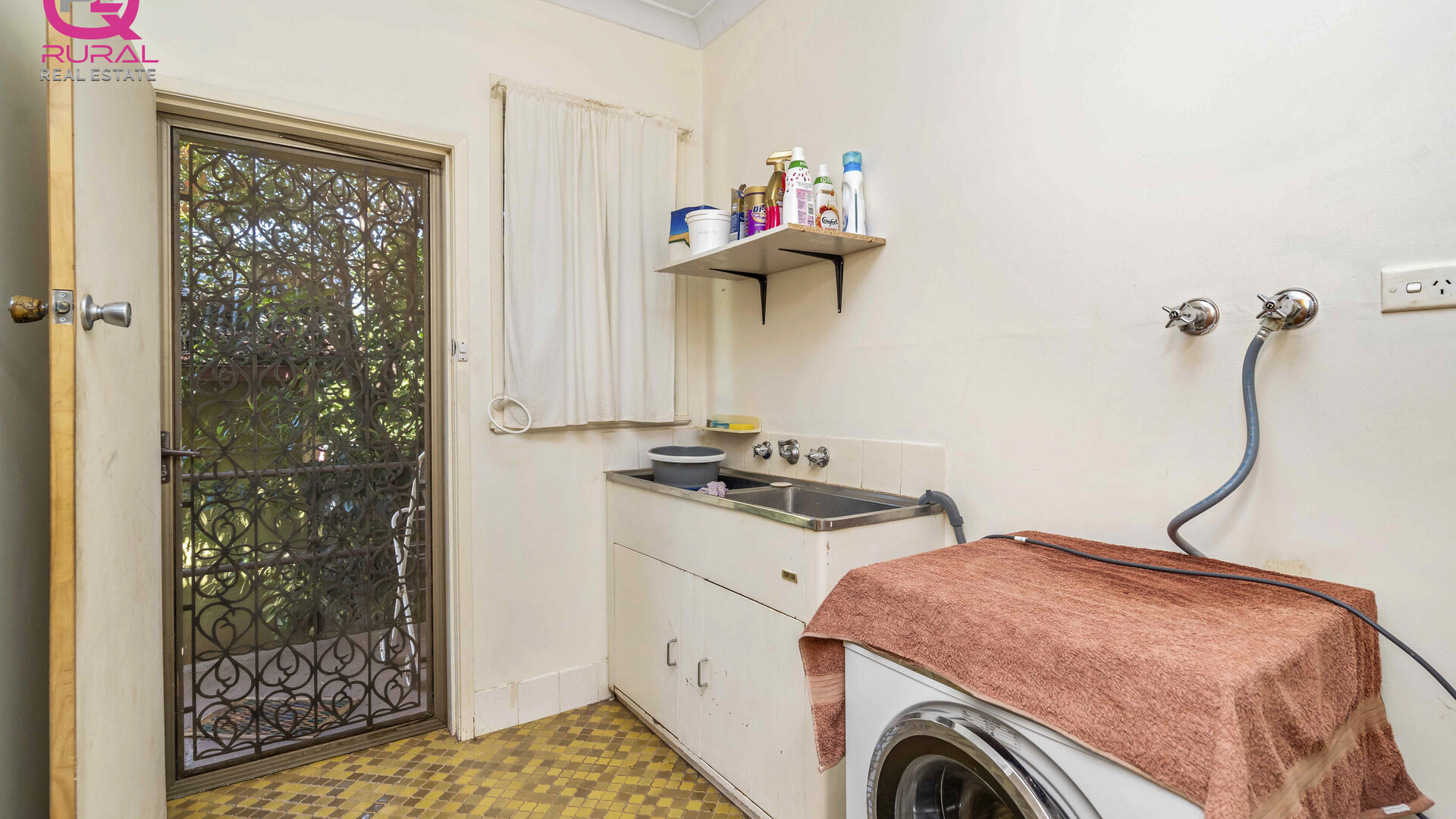144 Kitchener Road, Temora NSW 2666 - photo 14