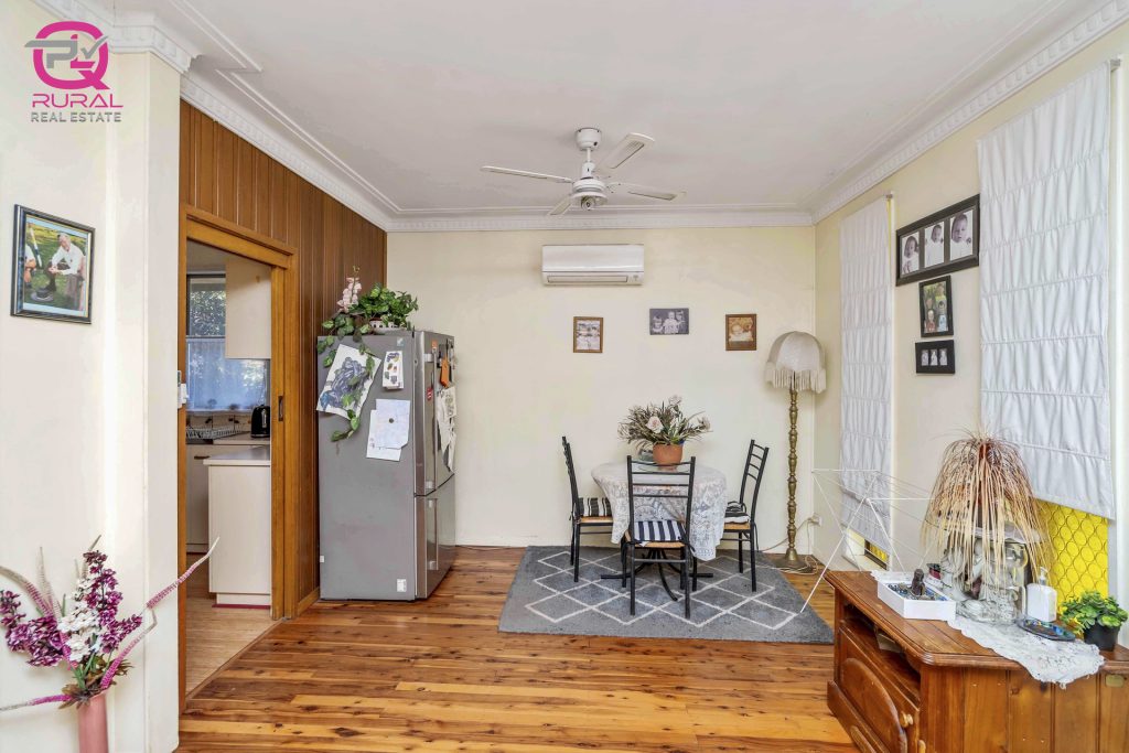 144 Kitchener Road, Temora NSW 2666 - photo 6