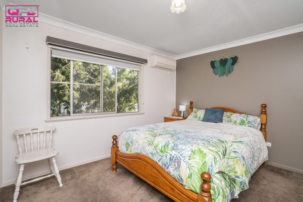 122 Camp Street, Temora NSW 2666 - photo 14