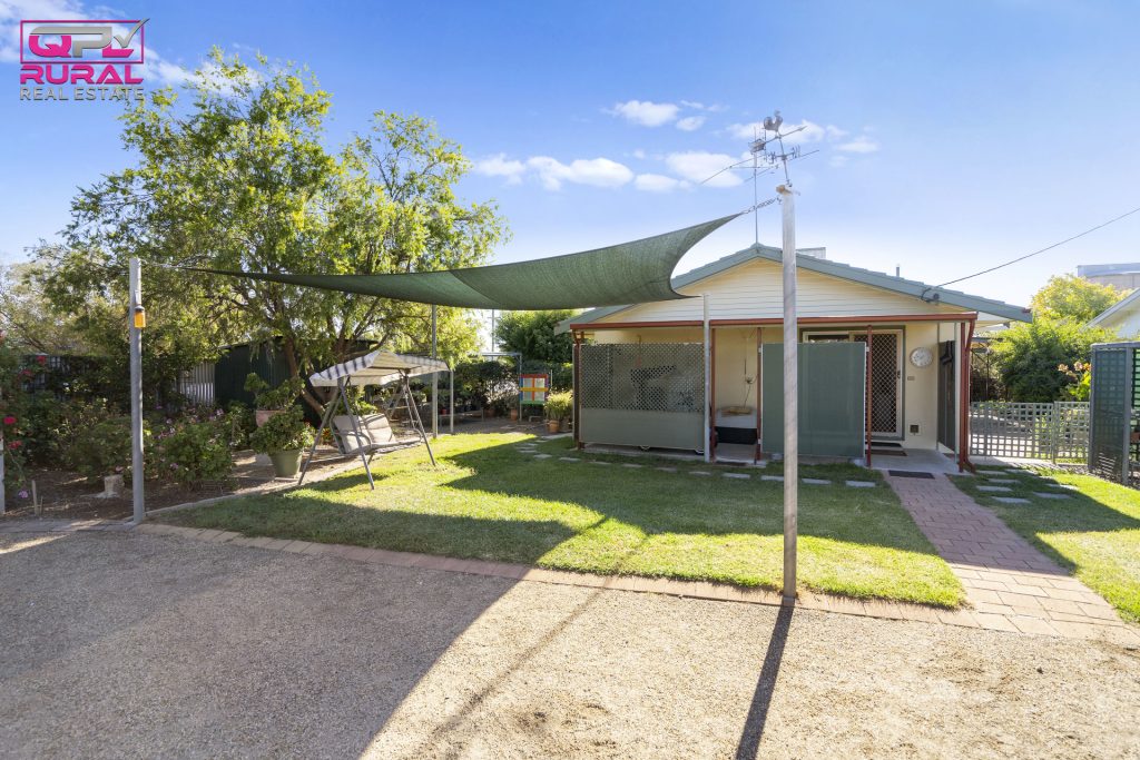 122 Camp Street, Temora NSW 2666 - photo 19