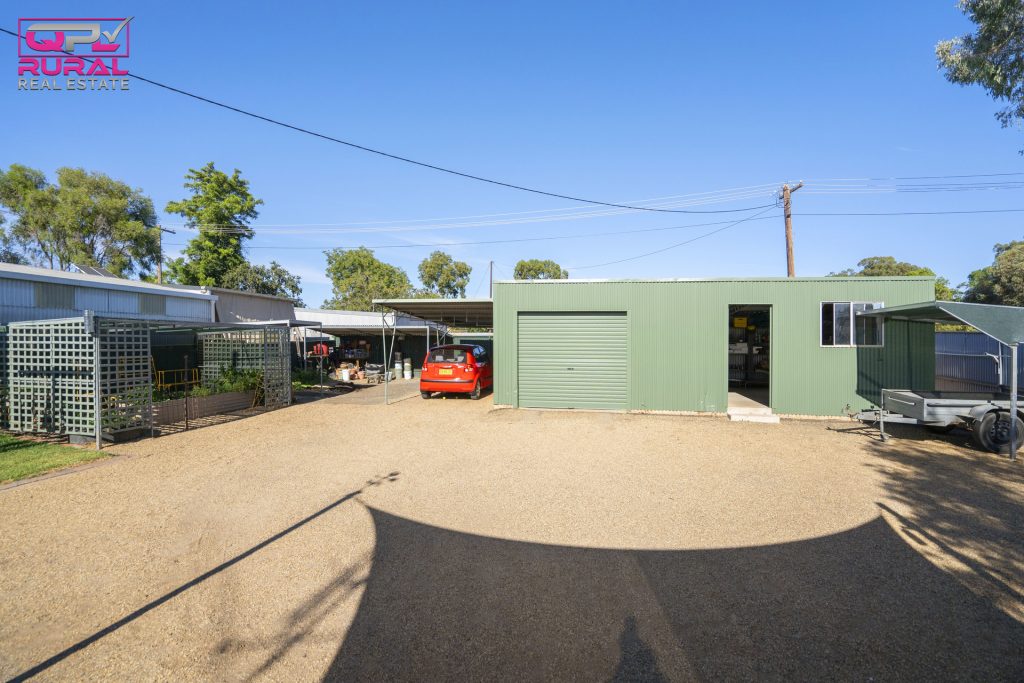 122 Camp Street, Temora NSW 2666 - photo 25